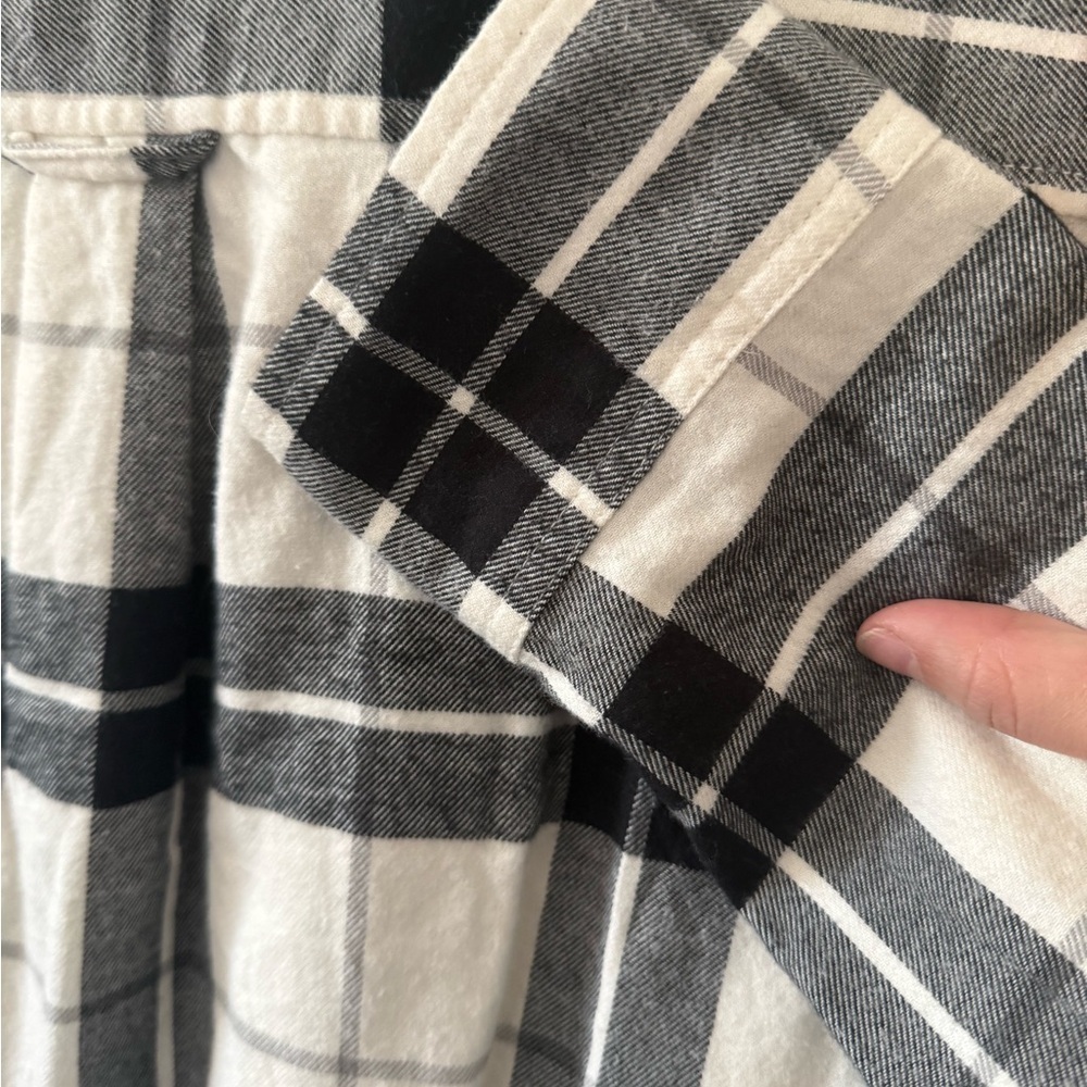 American Eagle Women’s Button Down Flannel 100% Cotton - Picture 6 of 8